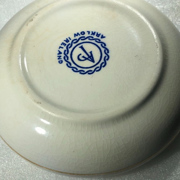 VINTAGE GREAT SOUTHERN HOTELS IRELAND WHITE CERAMIC WITH GOLD & BLUE ASHTRAY - Picture 13 of 15